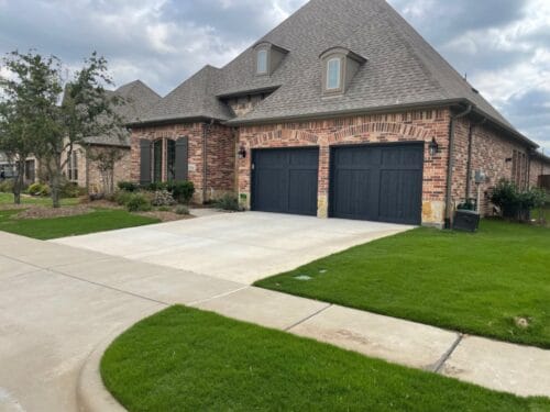 North Texas lawn overseeded with winter ryegrass
